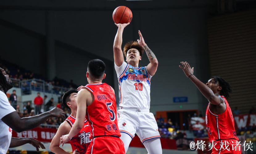 CCTV5直播！北京主场迎战辽宁，赵睿或因伤休战，杨鸣冲击三连胜