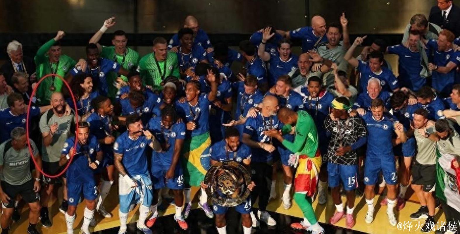 隐形王者!这位阿根廷门将传奇蓝桥人生,从球员到助教冠军不断 隐形王者!这位阿根廷门将传奇蓝桥人生,从球员到助教冠军不断